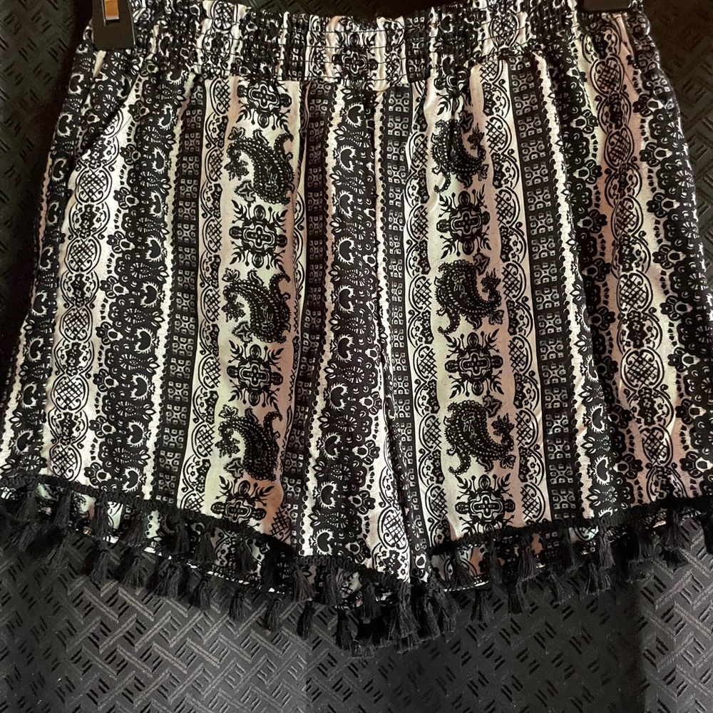 Shosho Black and White High Waist Women's Shorts